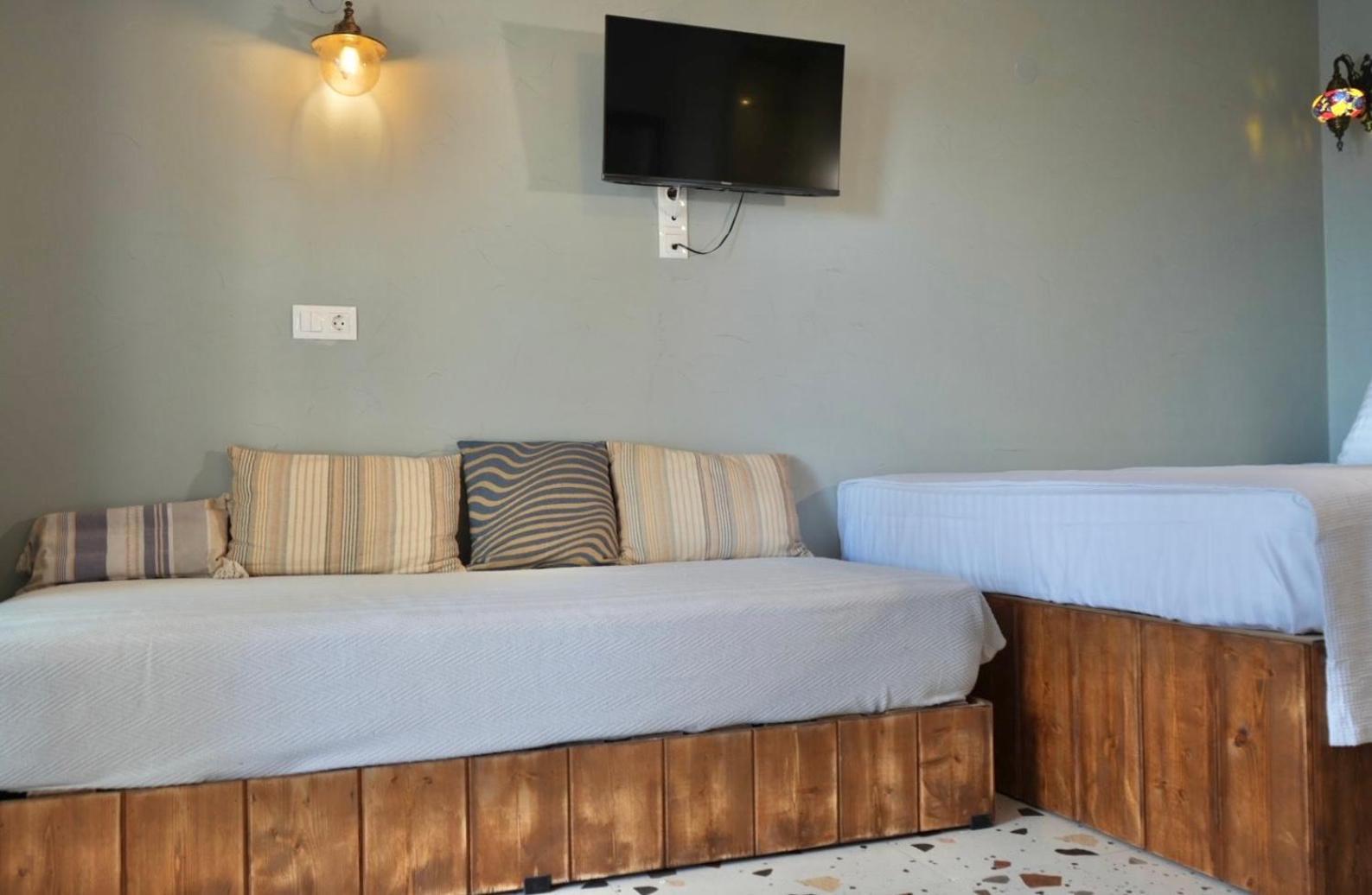 George Suites Stegna Archangelos  Bagian luar foto